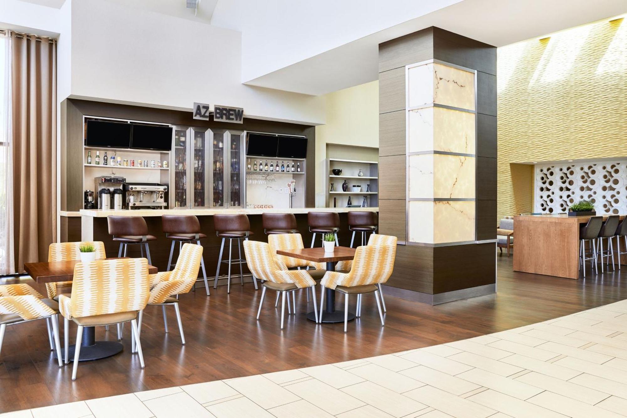 Delta Hotels by Marriott Phoenix Mesa Exteriör bild