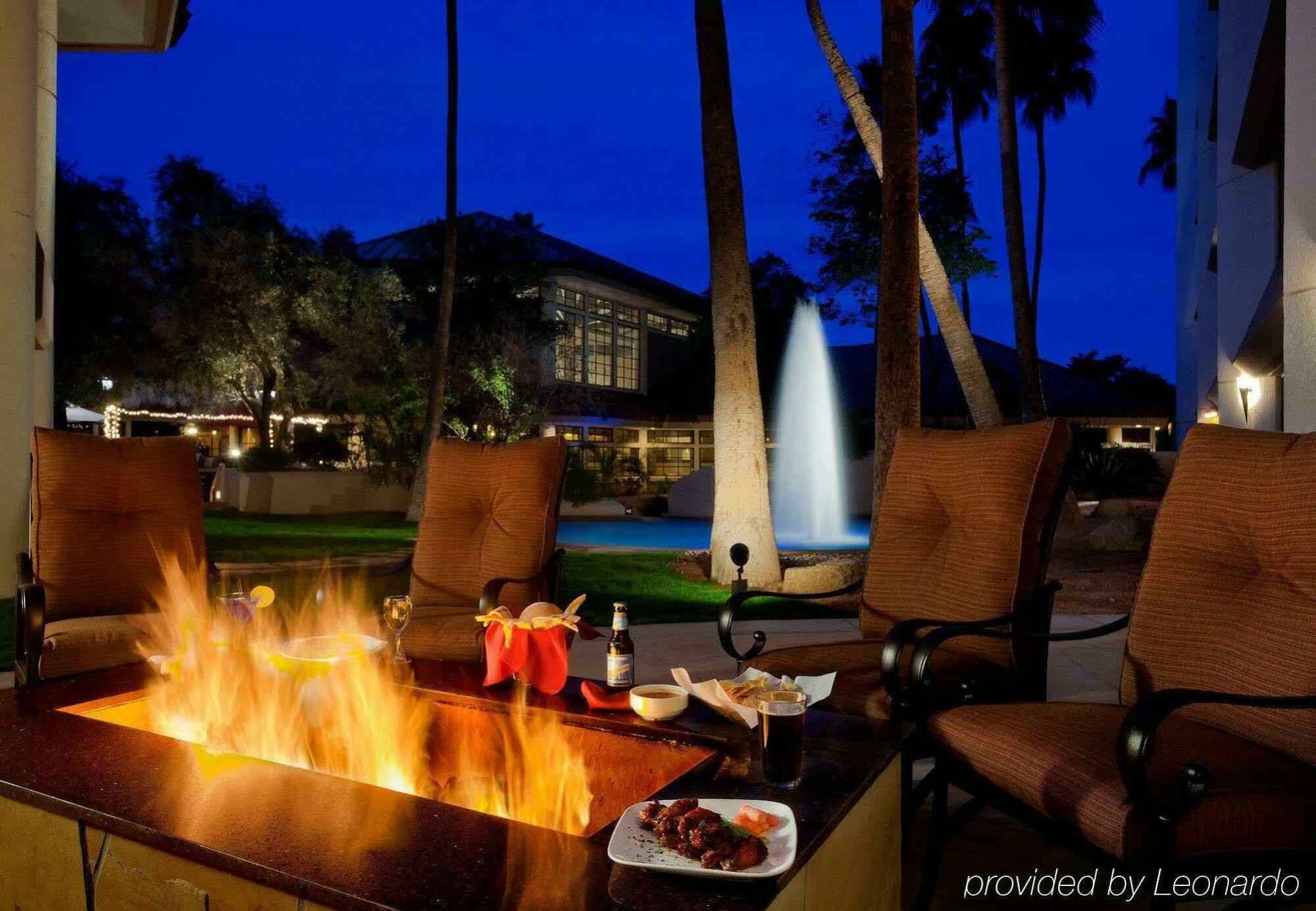 Delta Hotels by Marriott Phoenix Mesa Exteriör bild